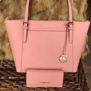 NWT Michael Kors Ciara Handbag and matching wallet